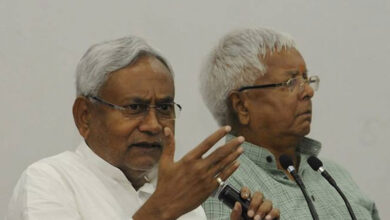 LALU YADAV NITISH KUMAR Nitish Kumar Pays Short Visit to Lalu Prasad Yadav's Residence for 'Dahi-Chura Bhoj' Event