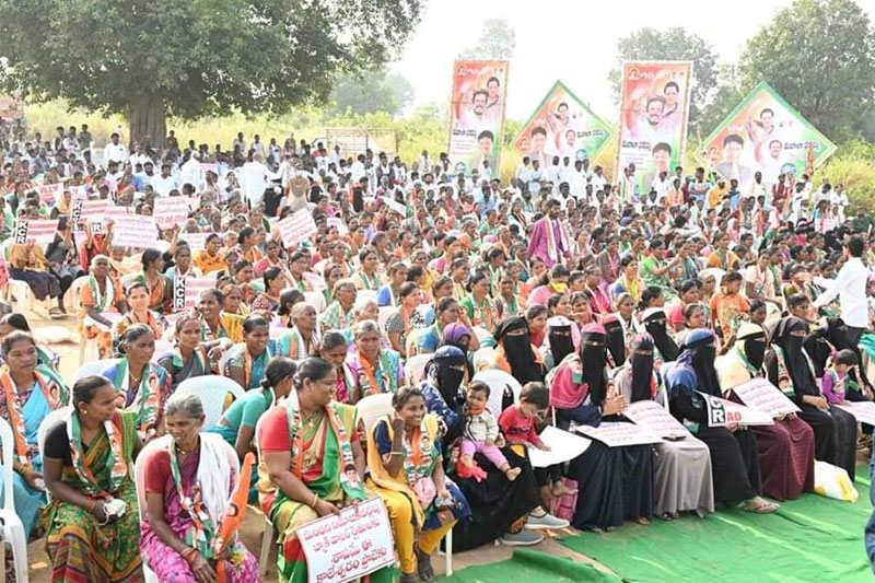 RAHUL JALSA TELANGANA KCR, family used Kaleshwaram Lift Irrigation scheme as personal ATM: Rahul