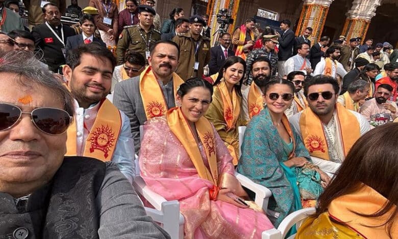 Alia-Ranbir, Vicky-Katrina pose for star-studded selfie with Subhash Ghai in Ayodhya