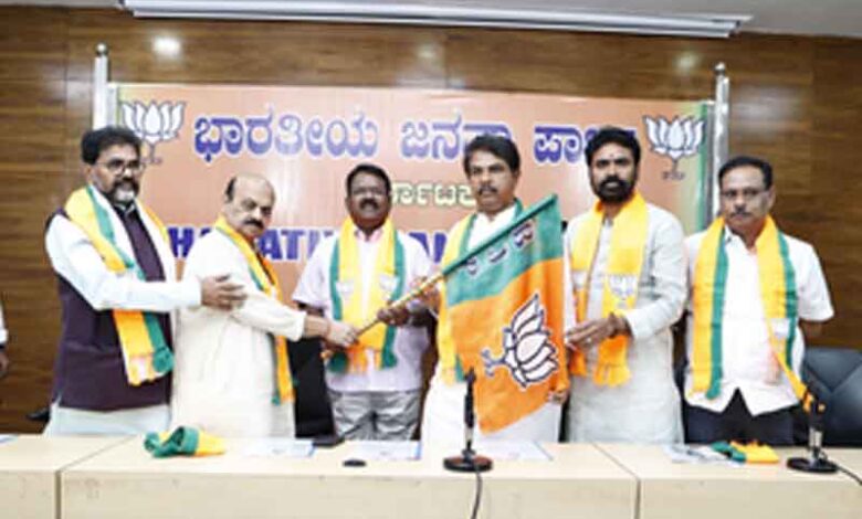 Aide of Congress Chief Kharge Joins BJP in Karnataka