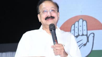 Former Maharashtra Minister Baba Siddique quits Congress