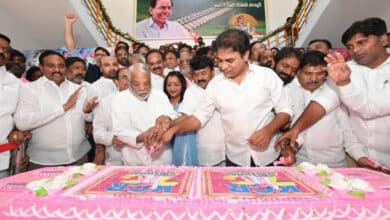 BRS celebrates KCR’s 70th birthday