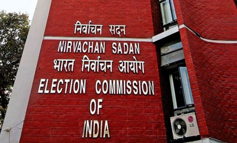 EC notifies scheme for Kashmiri migrants to vote in Lok Sabha polls