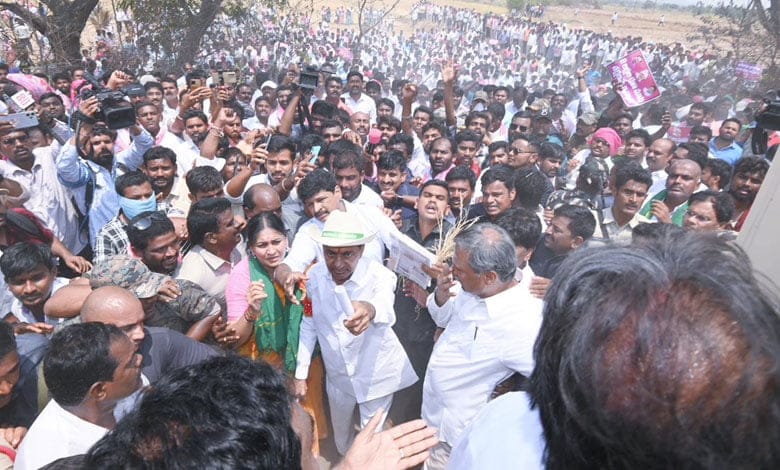 KCR reaches out to farmers, Assures Support to Farmers, Promises Action Amid Crop Loss Concerns