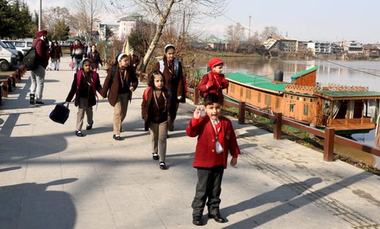 Schools reopen in Kashmir after 3-month winter break