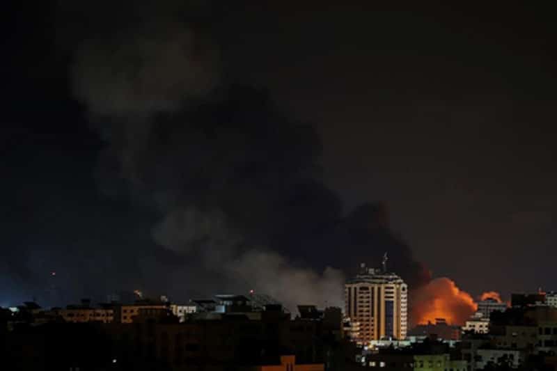 IDF carries out airstrikes in Rafah, casualties feared