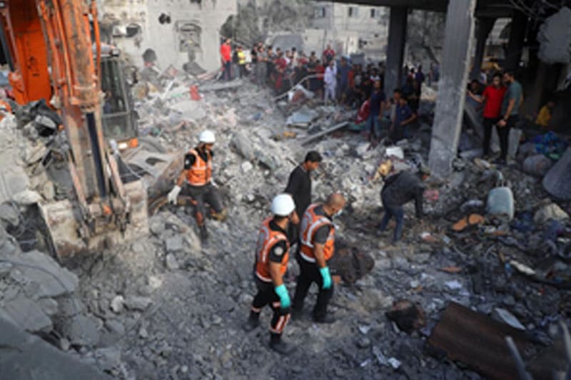 Palestinian death toll in Gaza rises to 33,729