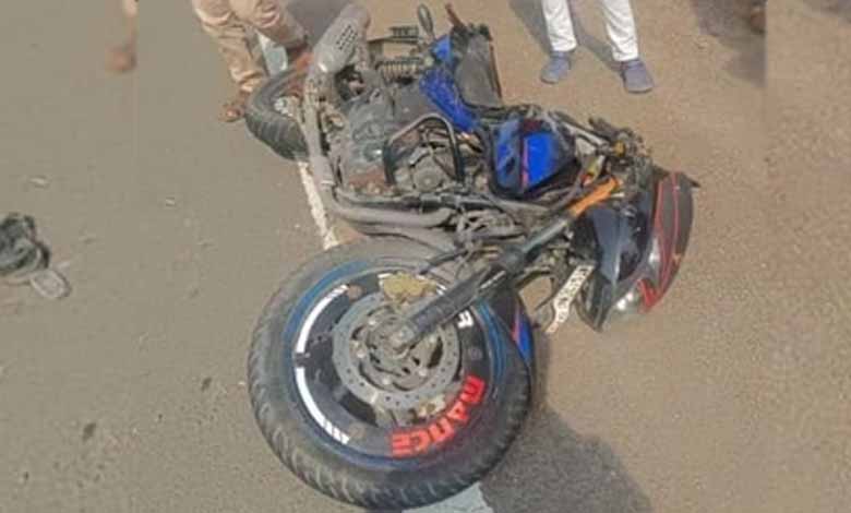 Three bike riders killed in road accident in K'taka