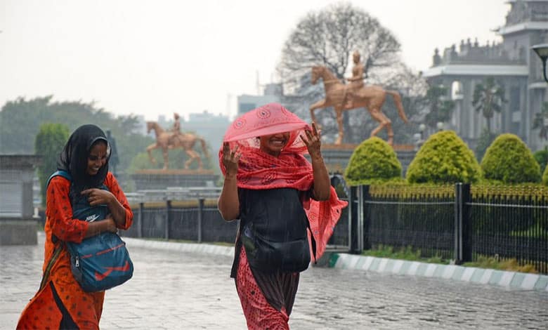 Heavy rain in Bengaluru to ease water crisis