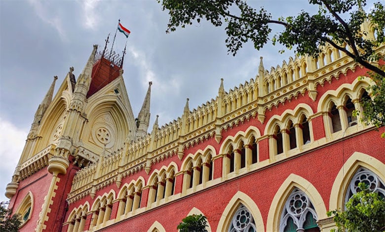 Calcutta HC orders demolition of Trinamool offices built illegally on govt land