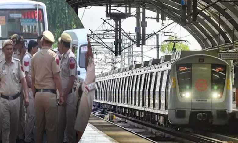 AAP protest: Entry and exit at ITO metro station closed