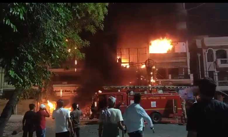 Six newborns die in fire at East Delhi children's hospital: Video