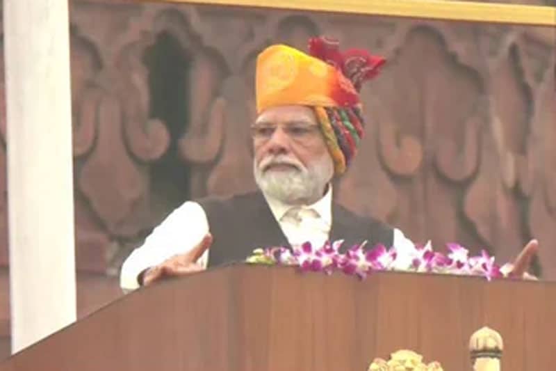 After 3rd phase of polls, Congress and INDI alliance's fuse blown off, says PM Modi at T'gana rally