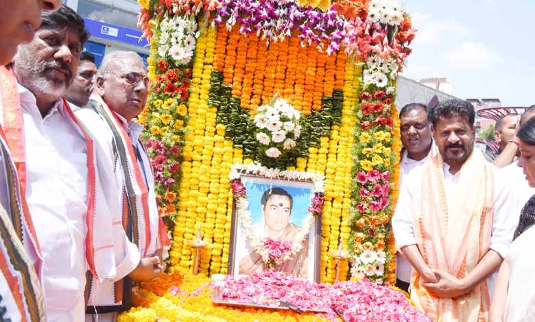 Telangana CM, Deputy CM pay tributes to Rajiv Gandhi