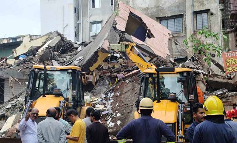 4-storey building collapses in Navi Mumbai; 2 rescued, 3 feared trapped