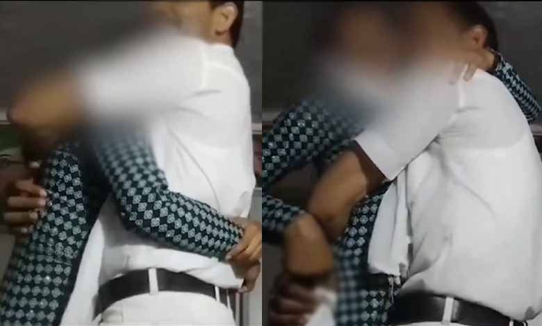 School Principal and Teacher Allegedly Caught in Obscene Act in Jaunpur: Video