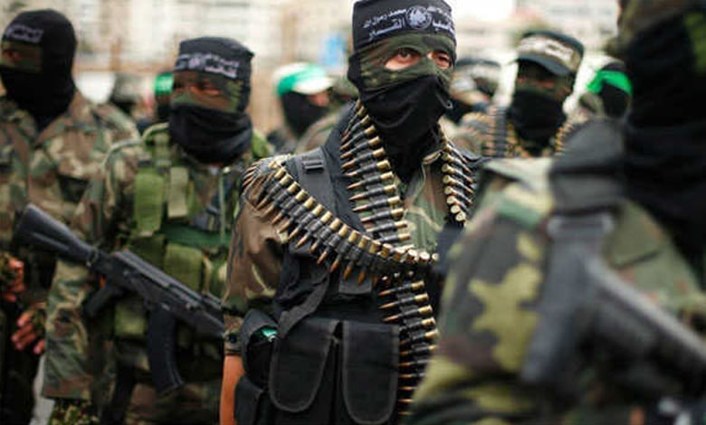 Al-Qassam Brigades launch rockets from Gaza at Tel Aviv