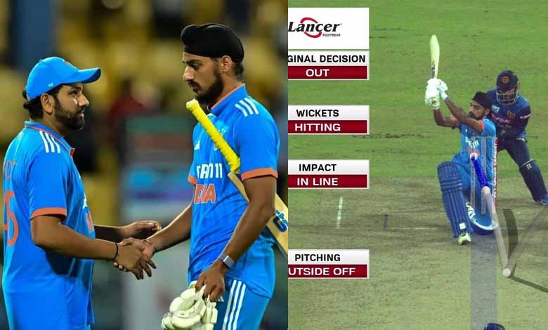 Ind vs SL 1st ODI: Arshdeep Singh - Rohit Sharma Memes Flood Social Media After Thrilling Tie in Colombo