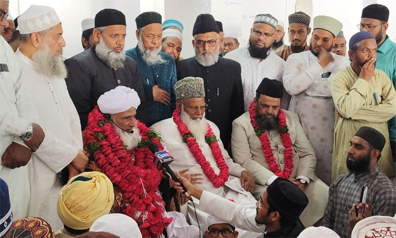 Maulana Mufti Khaleel Ahmed Elected Amir of Jamia Nizamia