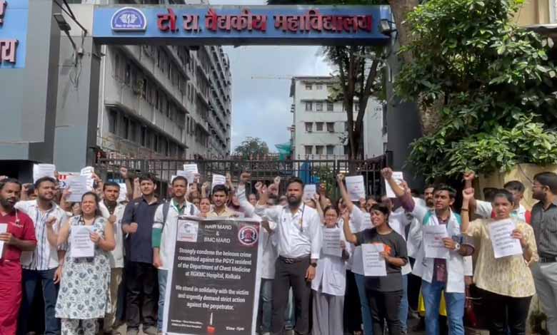 Kolkata medic's rape-murder: Maharashtra resident doctors begin indefinite strike