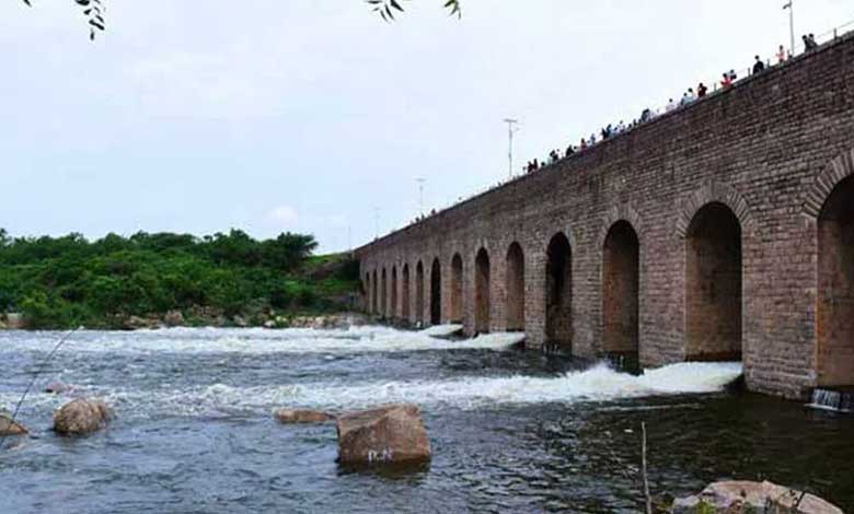 Hyderabad News | Flood Waters Begin to Reach Hyderabad’s Twin Reservoirs Himayat Sagar and Osman Sagar Amidst Continued Rains