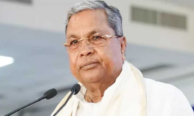 Another complaint against CM Siddaramaiah filed in K'taka Governor's office