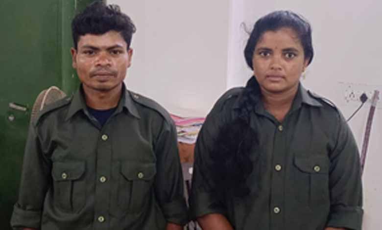 Two Maoists carrying Rs 7L bounty surrender before police in Odisha