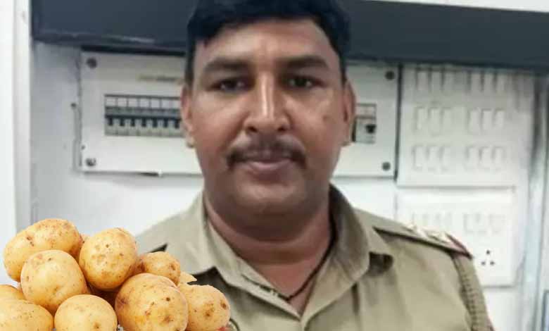 Cop demands 5 kg potatoes as 'bribe', suspended after audio goes viral