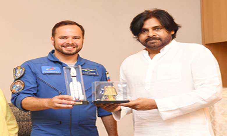 Pawan Kalyan meets Russian cosmonaut Korsakov, discusses space park in Andhra