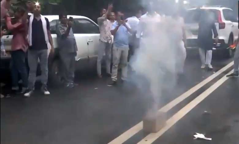 Delhi Police files FIR over fireworks outside Kejriwal's residence