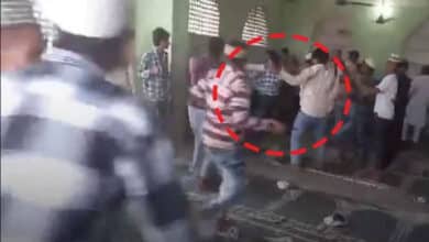 Clash Between Two Groups in Mosque Video Goes Viral