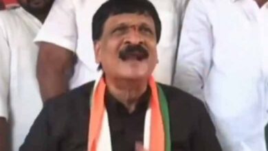 Congress Leader Mynampally Hanumanth Rao Criticizes BRS, Predicts Exodus