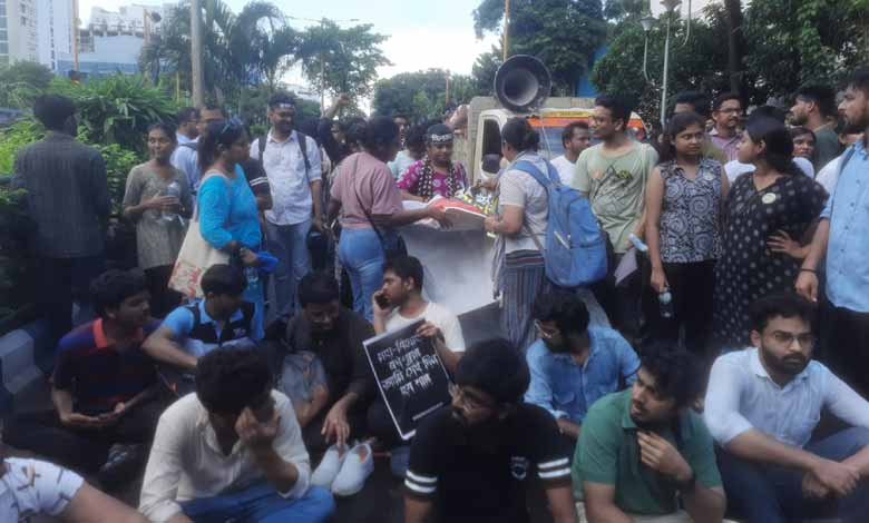 RG Kar tragedy: Junior doctors’ street protest enters fourth day