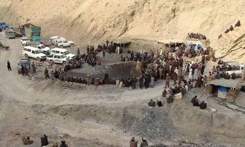 20 killed in attack on miners in Pakistan