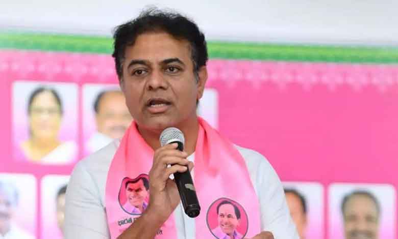 KTR criticizes handling of Group-I candidates' agitation by Cong government