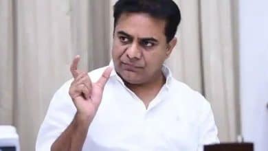 KTR's Political Career Will End If... Warns MLA Srinivas Reddy