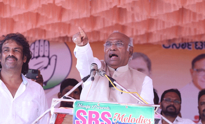 Girls must have equal opportunities to lead, mere slogans cannot usher change: Kharge