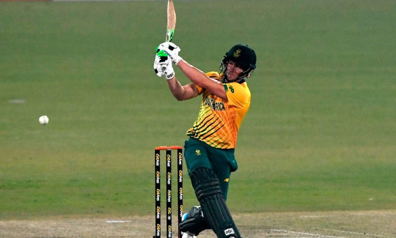 South Africa crush Ireland by 139 runs in ODI opener