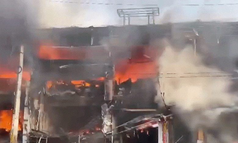 Telangana Shopping Malls Hit by Massive Blaze, Estimated Losses at 10 Crores