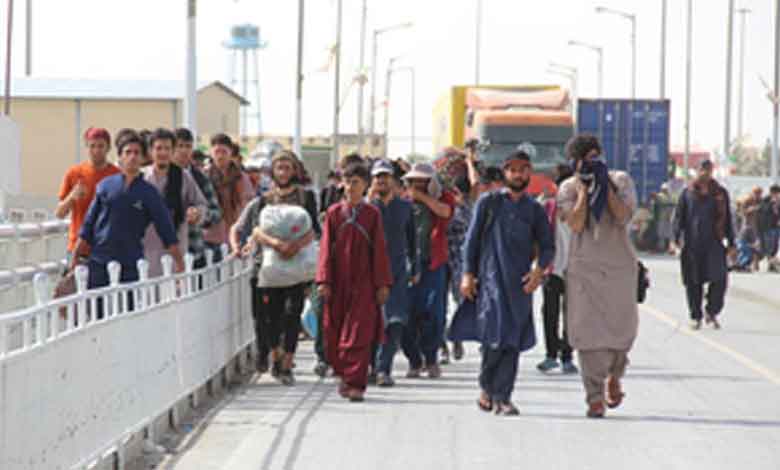 Over 300 Afghan refugees deported from Turkey in two days