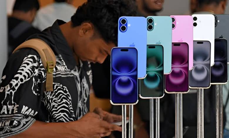 iPhone production reaches  bn in India in April-Oct, creates 1.75 lakh direct jobs in 4 years