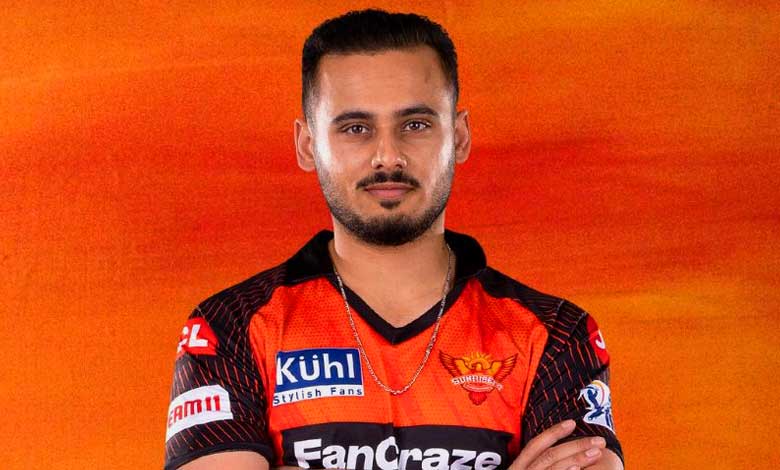 Abdul Samad buys Lucknow Super Giants in IPL 2025 Auction