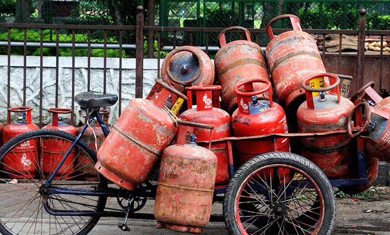 Shock to the Common People: LPG Cylinder Prices Rise