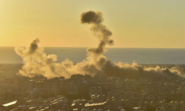 Israel launches violent airstrike on Beirut