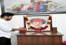 Telangana CM pays tribute to Mahatma Jyothirao Phule on his death anniversary