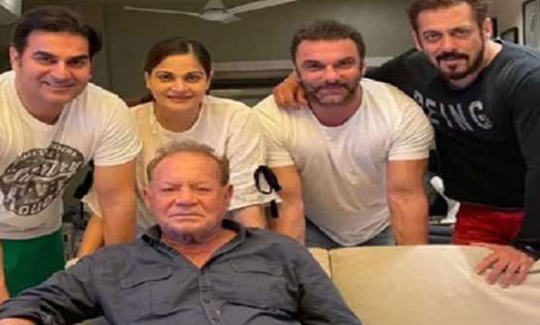 Sohail Khan shares family photo on social media