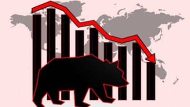 Markets decline in early trade amid unabated foreign fund outflows, muted earnings