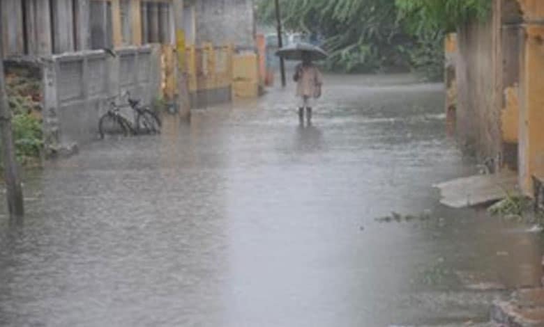 Heavy rains predicted in coastal districts of TN & Puducherry on Dec 11