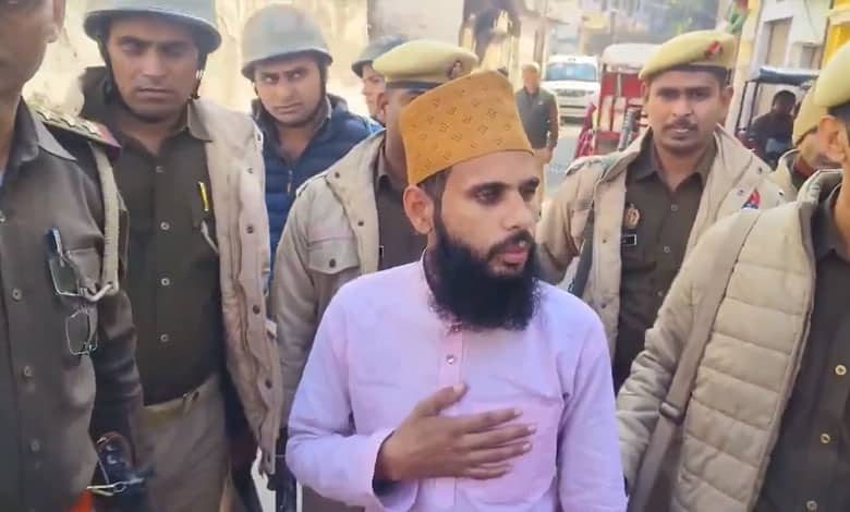 Imam Fined Rs 2 Lakh for Using Loudspeaker for Azan at Masjid in Sambhal, Uttar Pradesh: Video