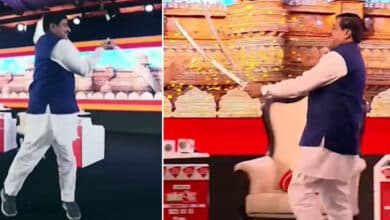 Madhya Pradesh CM Performs Lathbazi and Talwarbazi on Aaj Tak, Faces Backlash: Video